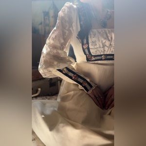 Beautiful 1970’s vintage Rose Trim Milkmaid Gunne Sax dress